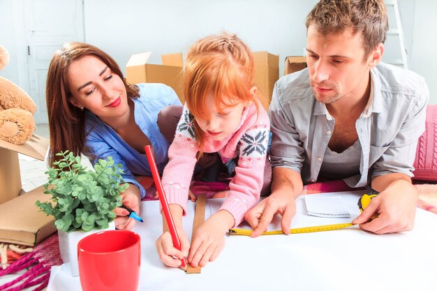 Efektywne metody współpracy z rodzicami – praktyczny poradnik dla pedagogów
