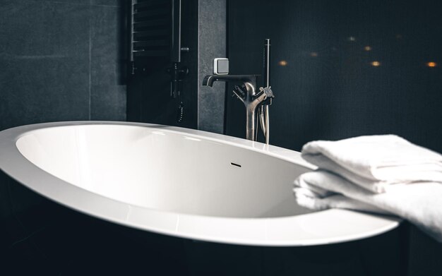 Jak wybrać idealne rozwiązanie do natrysku, które poprawi komfort Twojej kąpieli?